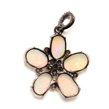 Laden Sie das Bild in den Galerie-Viewer, SOLD TO L***Diamond Opal Flower Pendant