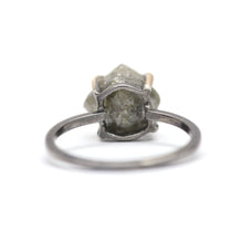 將圖片載入圖庫檢視器 6.1ct Raw Diamond Engagement Ring