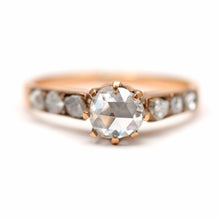 Laden Sie das Bild in den Galerie-Viewer, 15k Rose Cut Diamond Engagement Ring