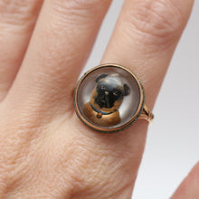Laden Sie das Bild in den Galerie-Viewer, 15k Essex Crystal Pug Ring