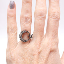 Laden Sie das Bild in den Galerie-Viewer, 18k Rose Cut Diamond Celestial Ring