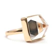 將圖片載入圖庫檢視器 14k Quartz Pyramid Ring