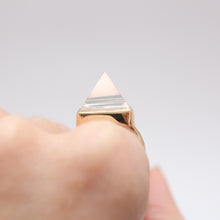 將圖片載入圖庫檢視器 14k Quartz Pyramid Ring