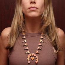 將圖片載入圖庫檢視器 Federico Jimenez Heart Squash Blossom