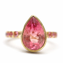 Laden Sie das Bild in den Galerie-Viewer, 14k Multitone Pink Tourmaline Ring