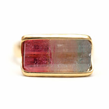 Laden Sie das Bild in den Galerie-Viewer, 14k Tricolor Tourmaline Ring