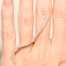 將圖片載入圖庫檢視器 14k Diamond Squiggle Ring