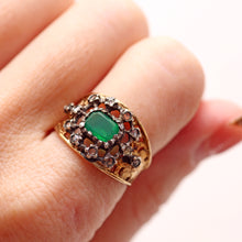 Laden Sie das Bild in den Galerie-Viewer, Emerald Rose Cut Diamond Ring