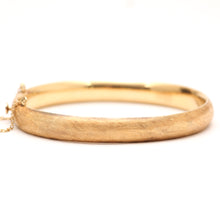 Load image into Gallery viewer, SOLD TO C***14k Vintage Sapphire Starburst Bangle