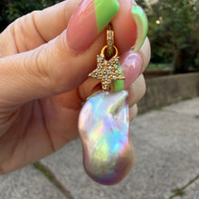 Laden Sie das Bild in den Galerie-Viewer, SeaNymph Diamond Pearl Pendant