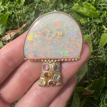 將圖片載入圖庫檢視器 14k Giant Australian Opal Mushroom Pendant