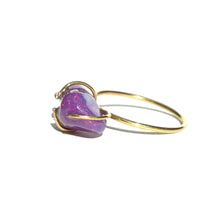 Laden Sie das Bild in den Galerie-Viewer, 14k Freeform Purple Mexican Opal Ring