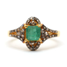 画像をギャラリービューアに読み込む, Diamond Emerald Rings