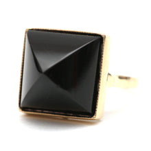 Laden Sie das Bild in den Galerie-Viewer, Large 14k Onyx Sugarloaf Ring