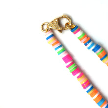 將圖片載入圖庫檢視器 Neon Heishi Diamond Flower Necklace