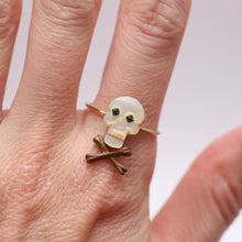 Laden Sie das Bild in den Galerie-Viewer, Antique Skully Stick Pin Ring