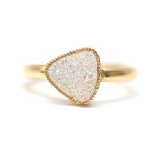 Laden Sie das Bild in den Galerie-Viewer, 14k Druzy Ring