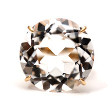 Laden Sie das Bild in den Galerie-Viewer, Gigantic 10k White Topaz Cocktail Ring