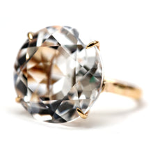 Laden Sie das Bild in den Galerie-Viewer, Gigantic 10k White Topaz Cocktail Ring