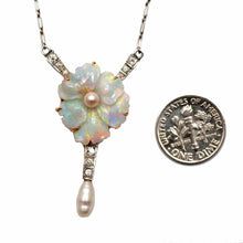 將圖片載入圖庫檢視器 Dreamy Antique Carved Opal Flower Necklace