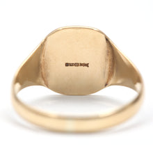 Laden Sie das Bild in den Galerie-Viewer, 9k "Rich in Love" Signet Ring