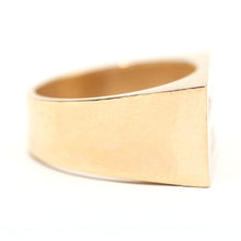 將圖片載入圖庫檢視器 TotemKitten Exclusive Chunky Signet Ring CK