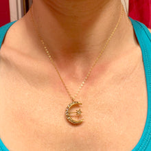 將圖片載入圖庫檢視器 18k Diamond Moon and Star Pendant