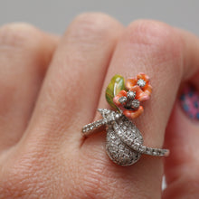 將圖片載入圖庫檢視器 18k Diamond Enamel Flower Ring