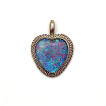 將圖片載入圖庫檢視器 Giant Opal Heart Doublet Pendant