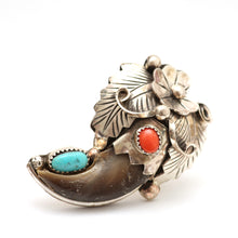 Load image into Gallery viewer, Vintage Navajo Sterling Turquoise Bear Claw Ring
