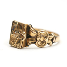 Laden Sie das Bild in den Galerie-Viewer, 10k Victorian Poison Ring

