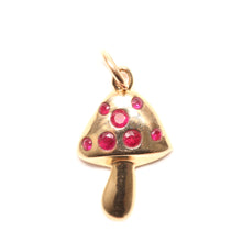 將圖片載入圖庫檢視器 14k Ruby Mushroom Charm
