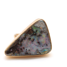Charger l'image dans la galerie, 14k Chunky Space Boulder Opal Ring
