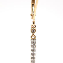Carica l'immagine nel visualizzatore di Gallery, 14k Diamond Spike Earrings
