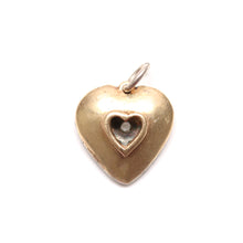 將圖片載入圖庫檢視器 10k Rose Cut Diamond Heart Charm
