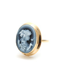 將圖片載入圖庫檢視器 18k Cameo Ring Lady with a Bird
