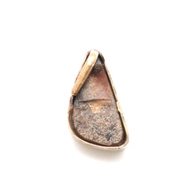 Carica l'immagine nel visualizzatore di Gallery, 14k Chunky Space Opal Pendant 2
