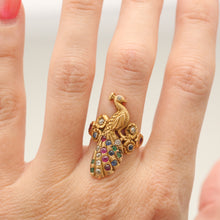 Laden Sie das Bild in den Galerie-Viewer, 14k Multigem Peacock Ring
