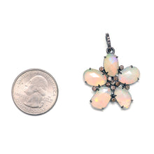 Laden Sie das Bild in den Galerie-Viewer, SOLD TO L***Diamond Opal Flower Pendant
