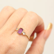 Carica l'immagine nel visualizzatore di Gallery, 14k Amethyst Diamond Ring
