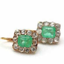 Carica l'immagine nel visualizzatore di Gallery, 14k Rose Cut Diamond Emerald Earrings
