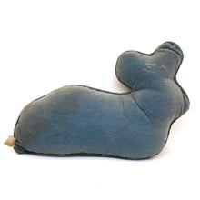 Carica l'immagine nel visualizzatore di Gallery, Lillian Vernon Needlepoint Bunny Rabbit Pillow
