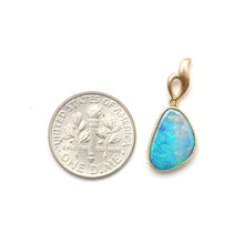將圖片載入圖庫檢視器 14k Boulder Opal Charm
