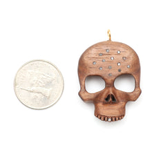画像をギャラリービューアに読み込む, 14k Diamond Wood Skull Pendant
