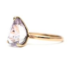 Laden Sie das Bild in den Galerie-Viewer, 14k Pink Kunzite Solitaire Ring
