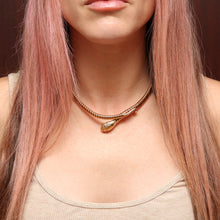 Charger l'image dans la galerie, 9k Snake Choker Necklace

