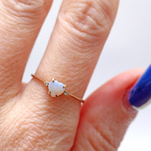 將圖片載入圖庫檢視器 14k Diamond Opal Heart Ring
