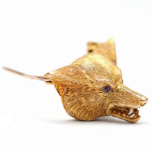 Charger l'image dans la galerie, 9k Victorian Fox Face Brooch
