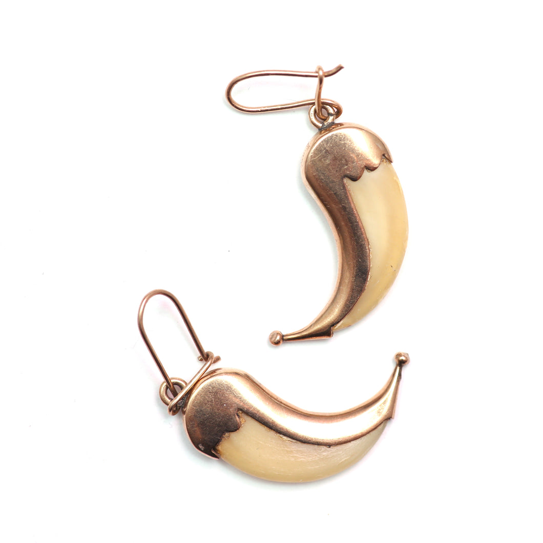 9k Victorian Claw Earrings