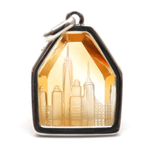 Charger l&#39;image dans la galerie, New York City Citrine Intaglio Pendant
